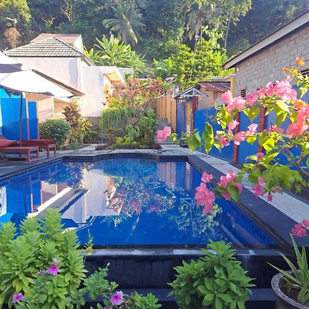 Family Garden Homestay Senggigi Kültér fotó