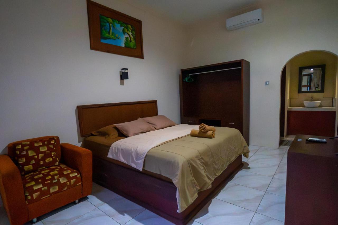 Family Garden Homestay Senggigi Kültér fotó