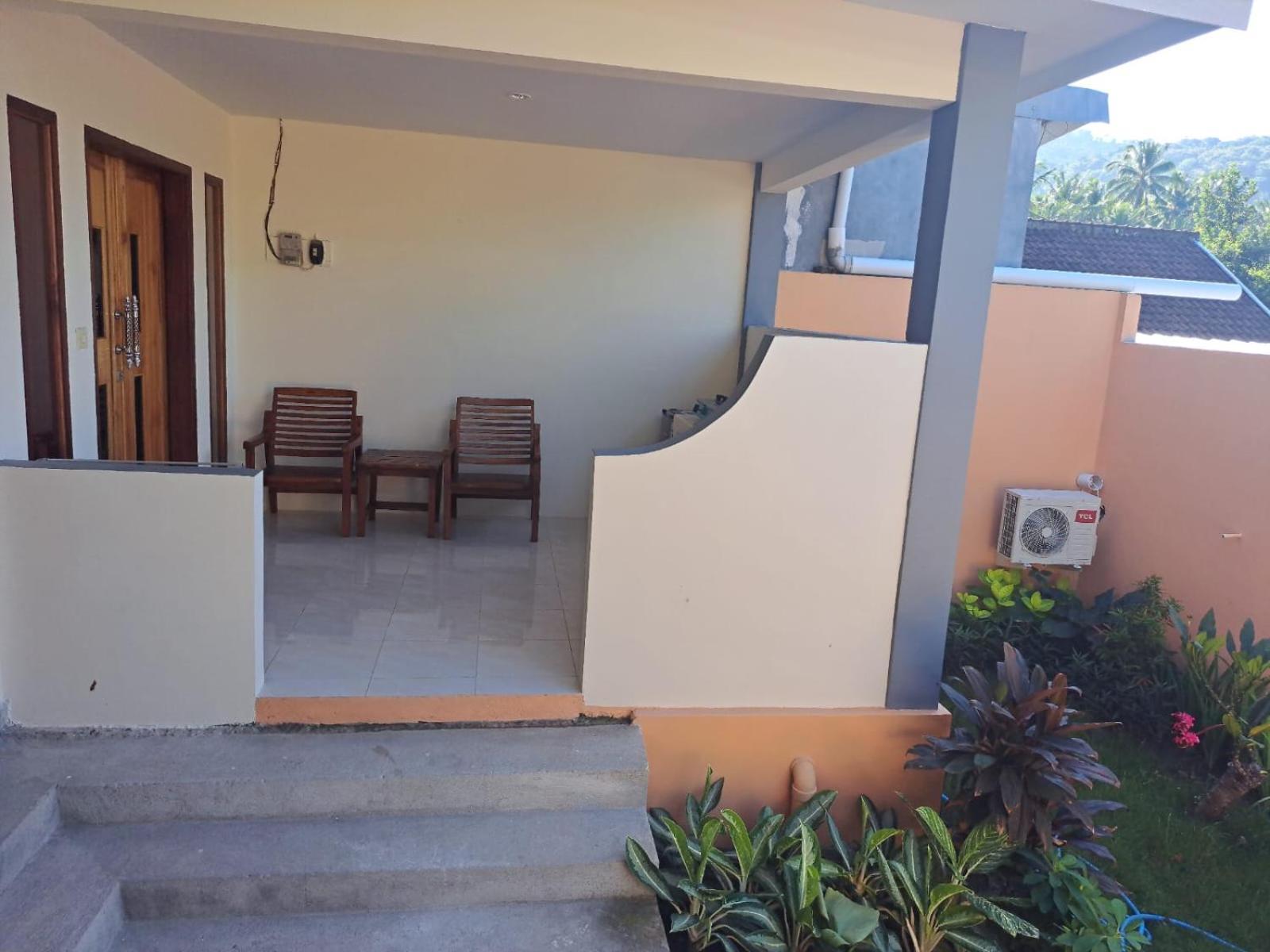 Family Garden Homestay Senggigi Kültér fotó