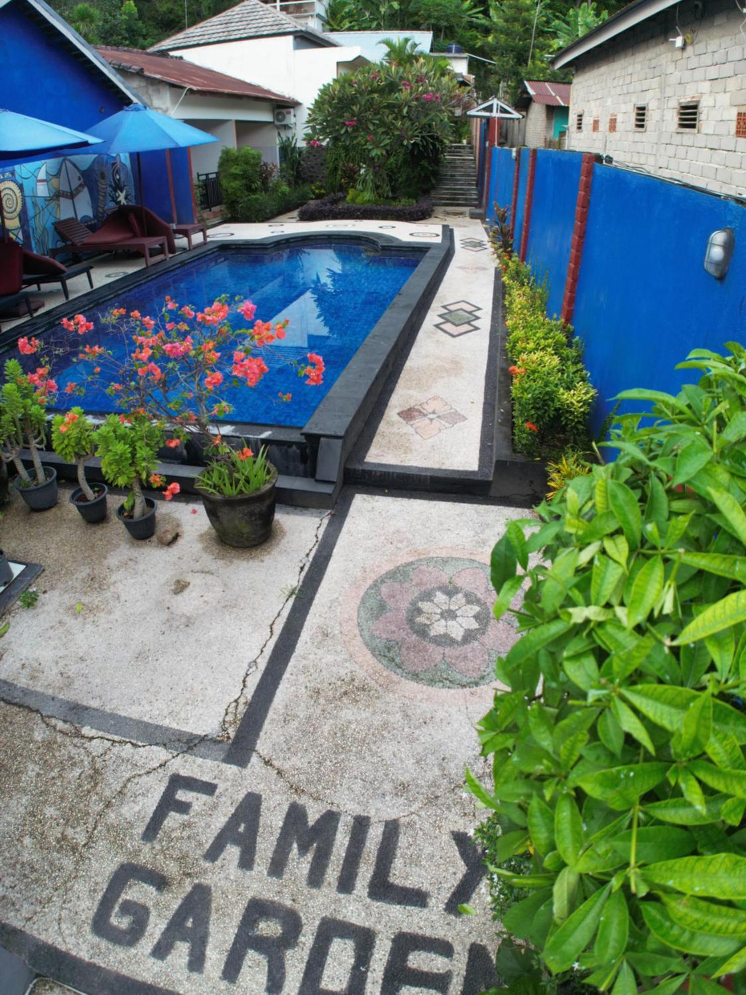 Family Garden Homestay Senggigi Kültér fotó